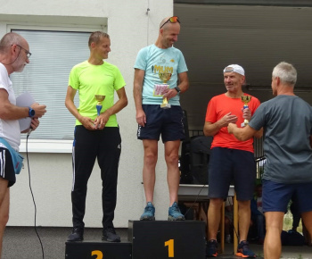 Aktuality / Na 20. ročníku eXtrém maratónu triumfovali Pavúk a Čurlejová - foto