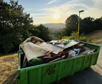 Aktuality / Likvidujeme nelegálne príbytky - foto