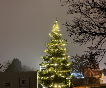 Aktuality / V parku pri fontáne sme si užili Furčianske Vianoce - foto