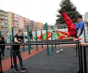 Kultúrno-spoločenské a športové aktivity / Nové workoutové ihrisko - foto